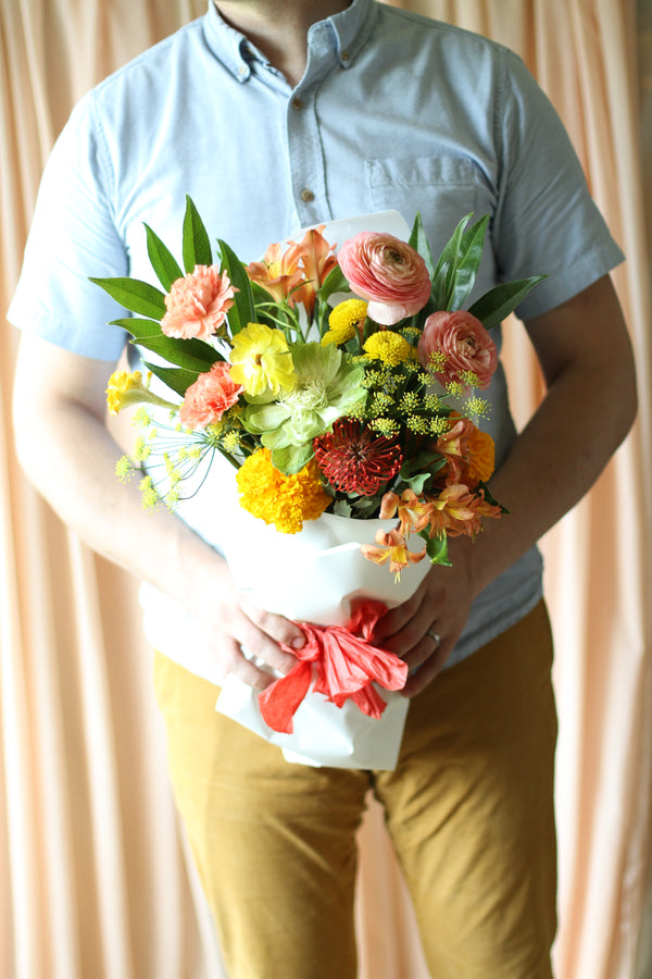 Midi Wrapped Bouquet